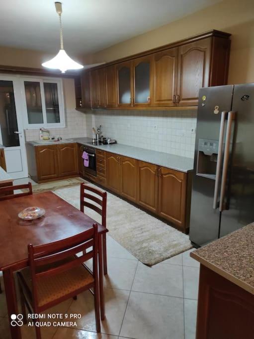 Όμορφο Διαμερισμα Με Δυο Κρεβατοκάμαρες Apartamento Delphi Exterior foto