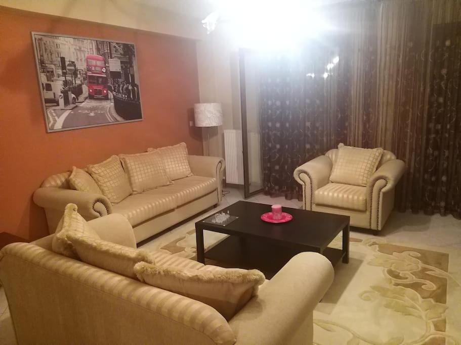 Όμορφο Διαμερισμα Με Δυο Κρεβατοκάμαρες Apartamento Delphi Exterior foto